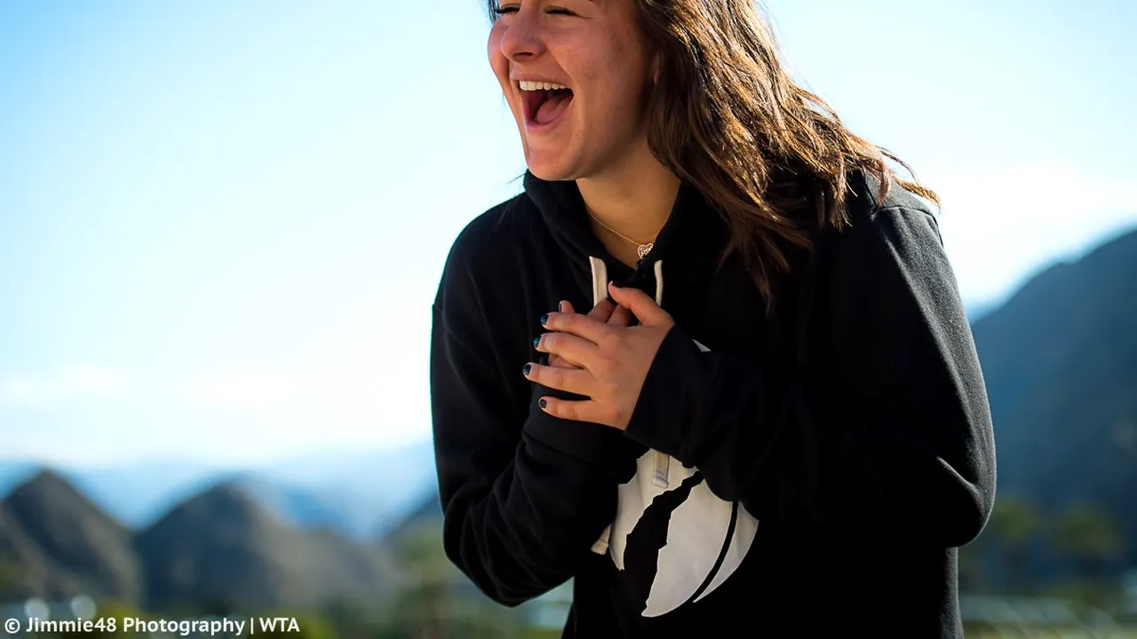 10 minute și... nimic. Bianca Andreescu a încercat să poarte un dialog cu părinții după ce a luat trofeul la Indian Wells. Presa din Canada a dezvăluit momentul emoționant