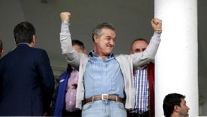 „Gigi Becali nu dă FCSB nici dacă îi dai 100.000.000 de euro. Nu există unguent pentru asta”. Ilie Dumitrescu a vorbit despre depedența milionarului de echipa roș-albastră