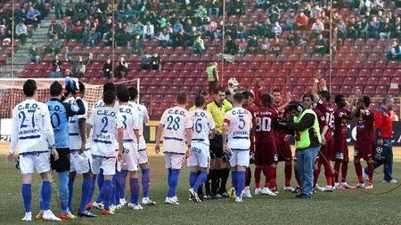 Cardoso îi face și CFR-ului un cadou!** Costa: "Nu-mi explic apatia din prima repriză!" Cadu: "Noi și Dinamo am rămas în lupta la titlu"