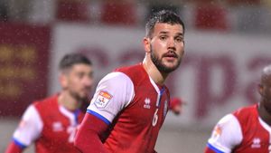 Țeapă de proporții luată de FC Botoșani! Valeriu Iftime a semnat „ca primarul” transferul lui Andrei Chindriș la Santa Clara și poate rămâne cu buza umflată