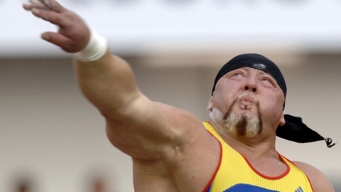 „Uriașul din Carpați" se retrage