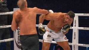 Benny Adegbuyi şi-a provocat fanii să-i aleagă adversarul din 2021! Mike Tyson şi Daniel Ghiţă se numără printre propuneri