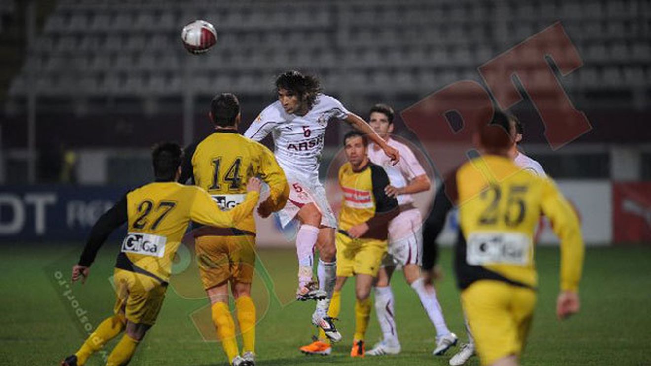 Două pierderi grele pentru Rapid:** Alexa și Pancu nu joacă la Brașov!