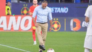 Adrian Ilie e milionar, dar Gigi Becali i-a pregătit un contract URIAŞ la FCSB!