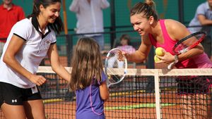 Cum le încurajează Simona Halep pe jucătoarele mai scunde: "Ne putem mișca mai repede decât cele înalte, avem abilitatea de a ajunge la toate mingile"

