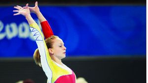 Izbașa reintră în 'scenă'! "Alors on dance!"