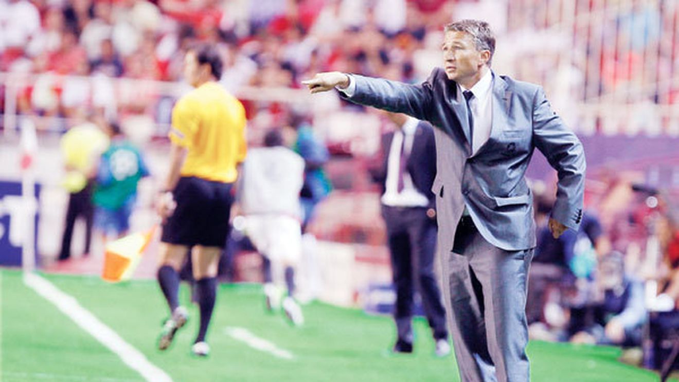 SuperDan pierde teren!** "E o persoană foarte dificilă! Trebuie să îl înțelegi ca să poți lucra cu el"