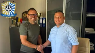 CSL Ștefăneștii de Jos și-a prezentat noul antrenor principal. Alegerea conducerii, un fost mijlocaș cu prezențe în Liga 2 și Liga 1