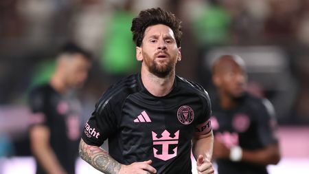 Mesajul lui Leo Messi după moartea Papei Francisc