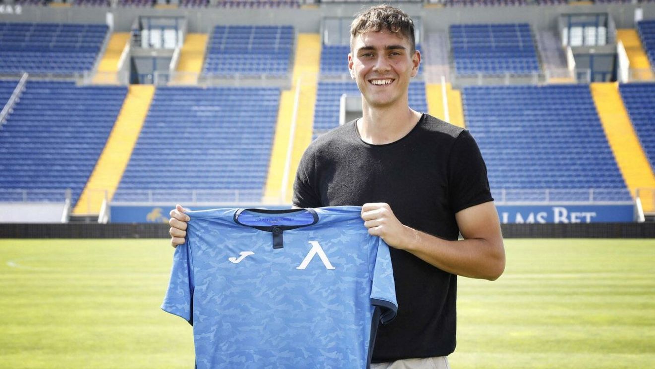 Dinamo aduce un stoper de peste Dunăre. Fundașul cu două selecții la națională este aproape să semneze cu echipa lui Burcă. Fotbalistul vine la București! | EXCLUSIV