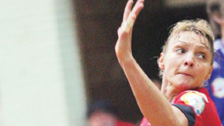 Rulmentul Brașov a pierdut prima manșă a finalei Cupei Cupelor