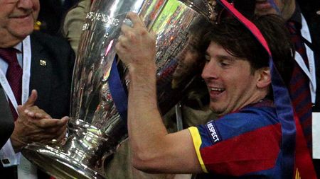 I-a luat din nou fața lui Ronaldo!** Messi a cucerit pentru a treia oară consecutiv trofeul "Di Stefano"