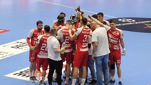 Dinamo București - Fuchse Berlin 38-31, în etapa a 7-a a Ligii Campionilor la handbal. Victorie istorică pentru Dinamo în fața unei echipe din Germania