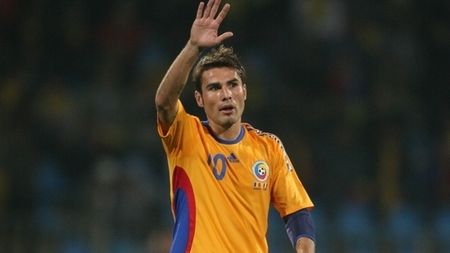 L-a 'ascultat' pe Mutu!** "Sunt puțin mono pe stânga, dar l-am auzit că regretă naționala! Sigur va reveni"