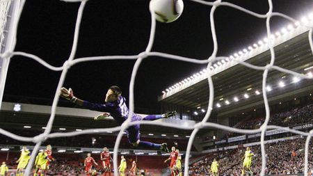 Steaua, subordonată!** Cauzele eșecului cu Liverpool