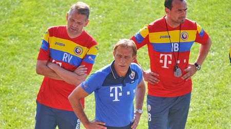 VIDEO | Un altfel de interviu cu Christoph Daum: "Dacă batem Polonia cu 2-0, îmi car jucătorii până la vestiare". Marea problemă a fotbalului românesc: "Mă uit și sunt șocat"