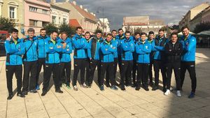 Regulamentele, bată-le vina! Vasile Stângă: "Membrii CA au modificat regulile după cum le-a convenit. Suntem mai șmecheri decât toți ceilalți?". Flaviu Sâsâeac indică faptul că noile reguli IHF au fost prost înțelese la FRH