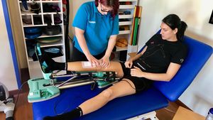 VIDEO | Cristina Neagu, la clinica de recuperare: "Muncă, muncă și iar muncă!" 