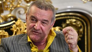 Gigi Becali spune că nu mai face politică, dar anunță pe cine vrea președintele României în locul lui Klaus Iohannis: „Ar fi primul președinte ortodox! O rugăciune face cât șapte guverne”