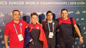 Moment istoric pentru gimnastica masculină românească. Buzoianul Gabriel Burtănete (17 ani), campion mondial de juniori la sărituri
