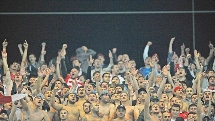 12.000 de "câini", interziși în deplasare!** Dinamoviștii vor primi doar 2.500 de bilete la derby-ul cu Steaua
