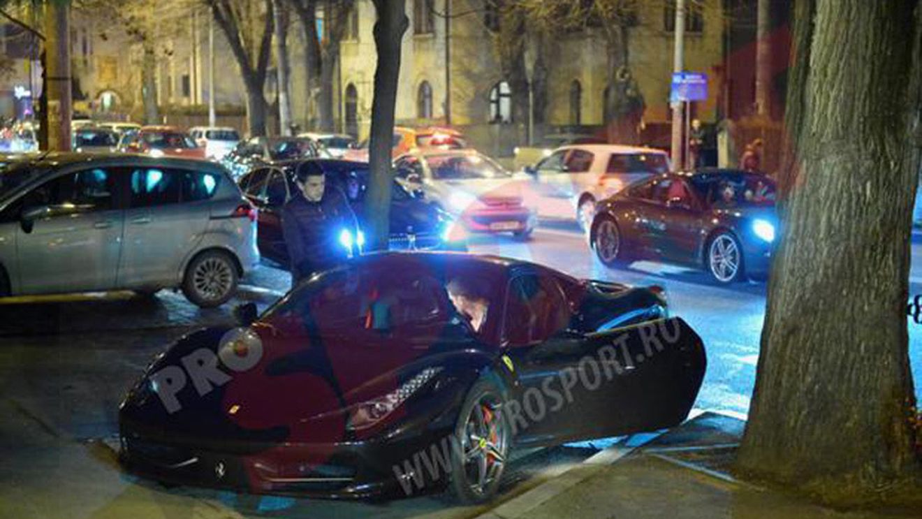 Țucudean nu se dezminte: Și-a făcut apariția la volanul unei mașini de peste 200.000 euro. FOTO 