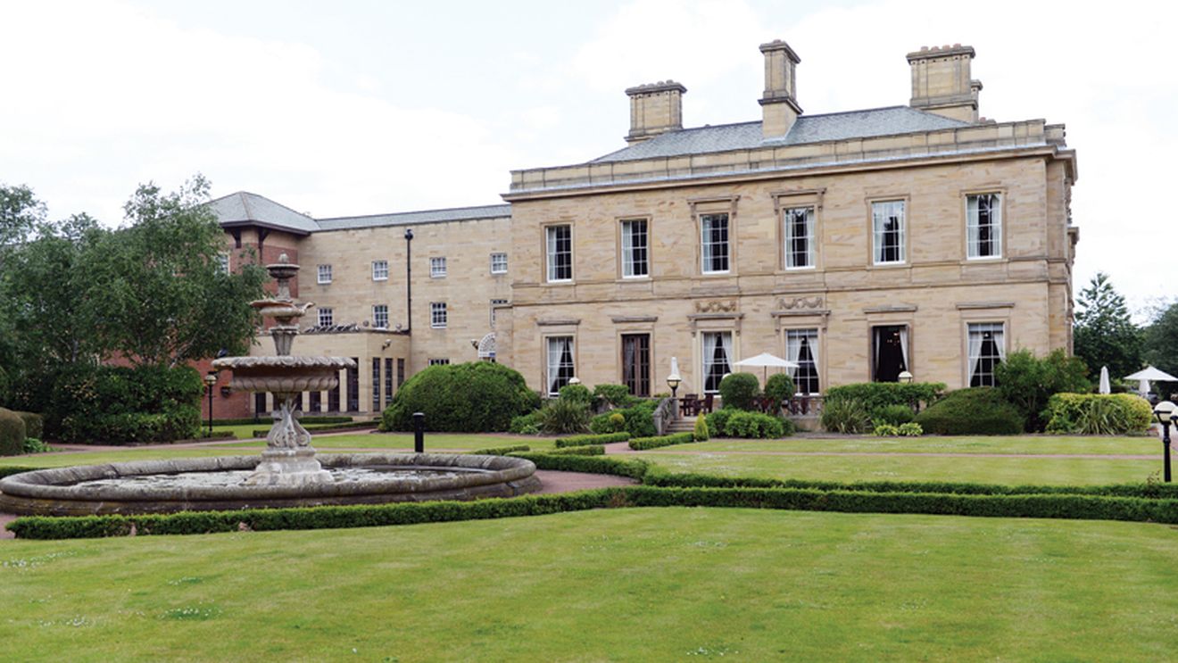 Unde luxul e la el acasă