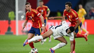 Cea mai tare fază a primei reprize de la Berlin! Jude Bellingham, gest de mare fotbalist în finala dintre Spania și Anglia de la EURO! Cum l-a umilit pe starul adversarilor printr-un dribling de mare efect