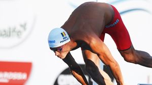 David Popovici s-a accidentat! Alarmă pentru România: s-a retras de urgență din concurs!