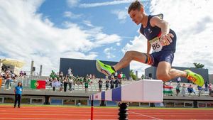 Chilia Veche, o urbe cu 2.000 de locuitori din Delta Dunării, oferă cel mai bun produs sportiv la 3000 de metri obstacole! Cine este Alin Mihai Savlovschi: „Toți copiii zboară către oraș, imediat se duc la Tulcea”. EXCLUSIV