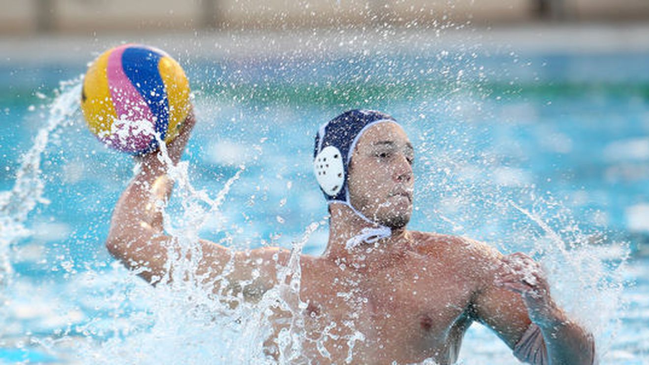 România s-a calificat la barajul pentru sferturile de finală ale CE de polo juniori. "Tricolorii" au învins Ucraina cu 10-5 