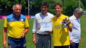 Începe reconstrucția Academiei lui Dinamo! „Câinii” au adus o legendă a clubului | EXCLUSIV