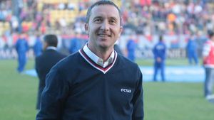 MM, motivul pentru care Grigoraș refuză Steaua!** "Are influență mare asupra jucătorilor"