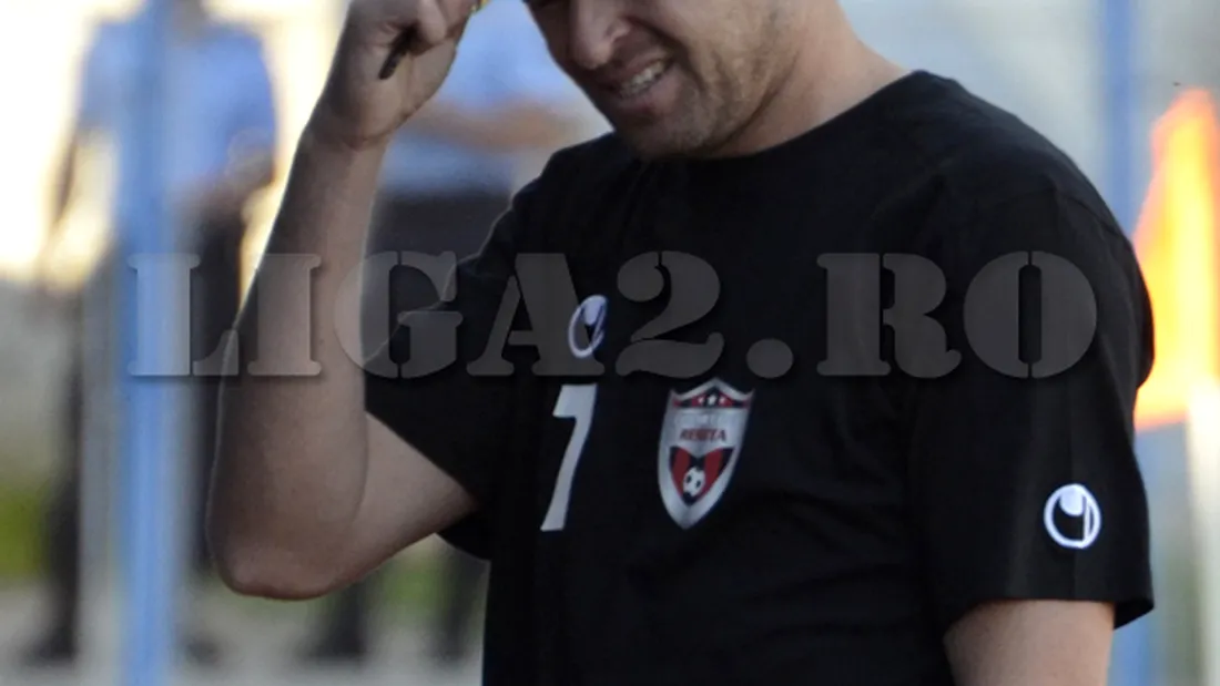 Oprița a debutat ca antrenor:** 