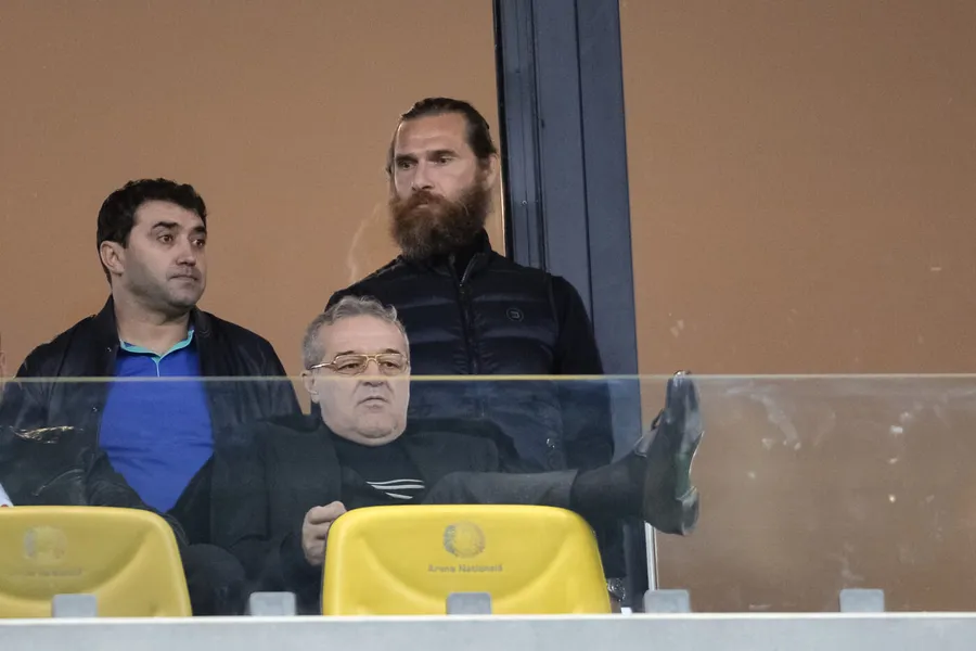 Gigi Becali a decis noua slujbă din Parlament pe care o vor avea el și Alexandru Tudor. Miliardarul a anunțat ce va face zilnic alături de mâna sa dreaptă în credință, fostul arbitru și oficial FCSB