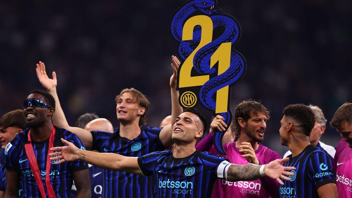 Lautaro Martinez, la picioarele lui Cristi Chivu după ce Inter a luat titlul: „Aveam nevoie de asta după 4 ani cu Inzaghi!”