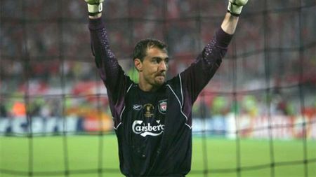 Jerzy Dudek: "O voce din cap îmi spunea să-i dau un pumn lui Rafa Benitez!" Ce i-a zis Steven Gerrard 