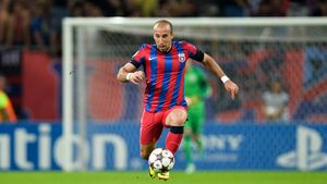 Iasmin Latovlevici, gata să semneze cu FCSB în orice moment. „Acolo am fost fericit”. Secretul performanțelor cu Laurențiu Reghecampf