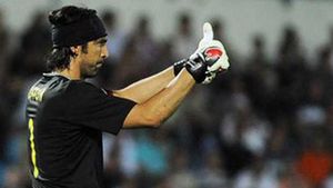 "Noul Buffon e român și joacă la AS Roma"