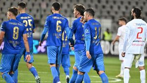 Constantin Budescu, contract reziliat. Alți 6 fotbaliști au fost puși pe liber