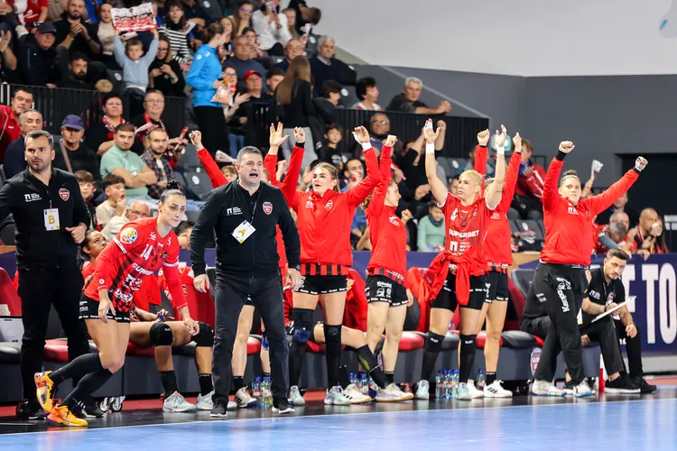 De ce România - Italia la handbal feminin se joacă la Bistrița? Trei motive explicate detaliat de Constantin Din