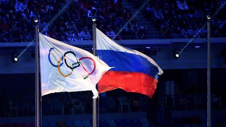 Interziși, sportivii ruși și-au luat destinele în propriile mâini. Reacția prim-ministrului Dmitry Medvedev: "Vor să înlăture adversarii puternici"