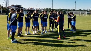 Veşti proaste pentru Costel Enache. Un al doilea fundaş al Petrolului s-a accidentat în Antalya şi a revenit în ţară