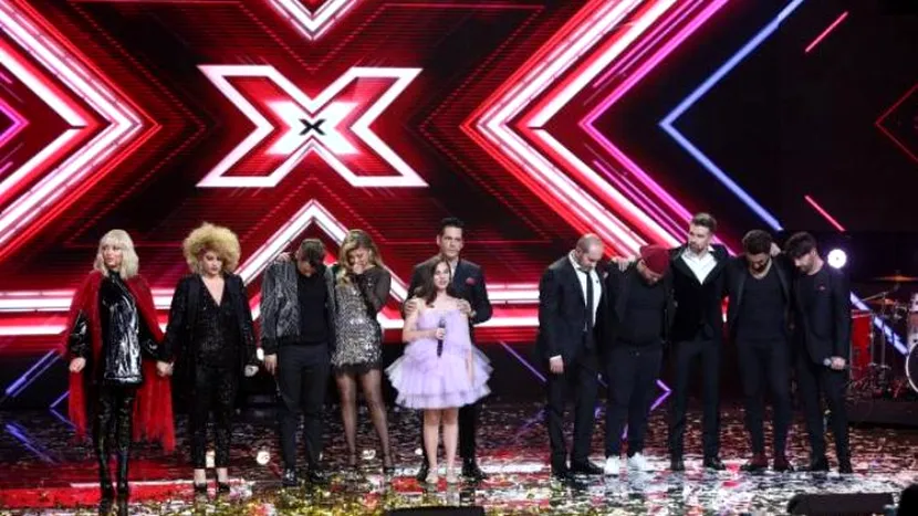 Andrada Precup a câștigat 'X Factor'! Tânăra nevăzătoare a plecat acasă cu 50.000 de euro