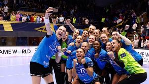 Weekend prolific pentru handbalul românesc! Trei performanțe europene reușite de CSM București, Gloria Bistrița și Dunărea Brăila. Programul sferturilor din Liga Campionilor