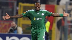 VIDEO Panathinaikos a luat titlul în Grecia după 6 ani!** Vezi nebunia de la final!