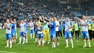 Universitatea Craiova trimite un jucător la Oţelul Galaţi, chiar înaintea meciului direct