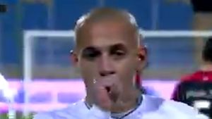 Alexandru Mitriță, gol spectaculos prin care și-a ajutat echipa să ajungă la un punct de Răzvan Lucescu. Cui i-a dedicat reușita | VIDEO