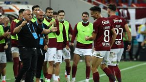 Cum poate ieși Rapid din criză, după 4 meciuri fără victorie: „E prima probă de foc pentru Daniel Niculae”. Cine e favorit să preia funcția de antrenor | VIDEO EXCLUSIV ProSport Live