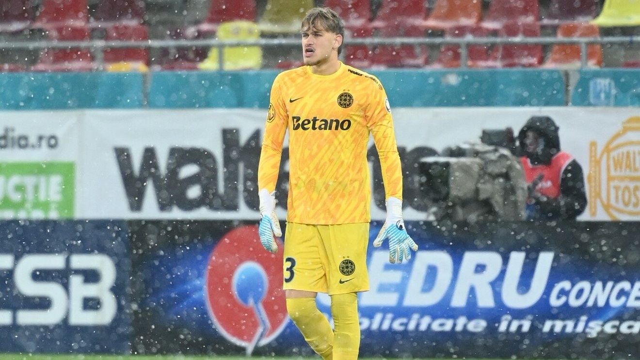 Puștiul Matei Popa n-a luat gol la debut în FCSB - Csikszereda și a spus-o clar: „El îmi place cel mai mult”